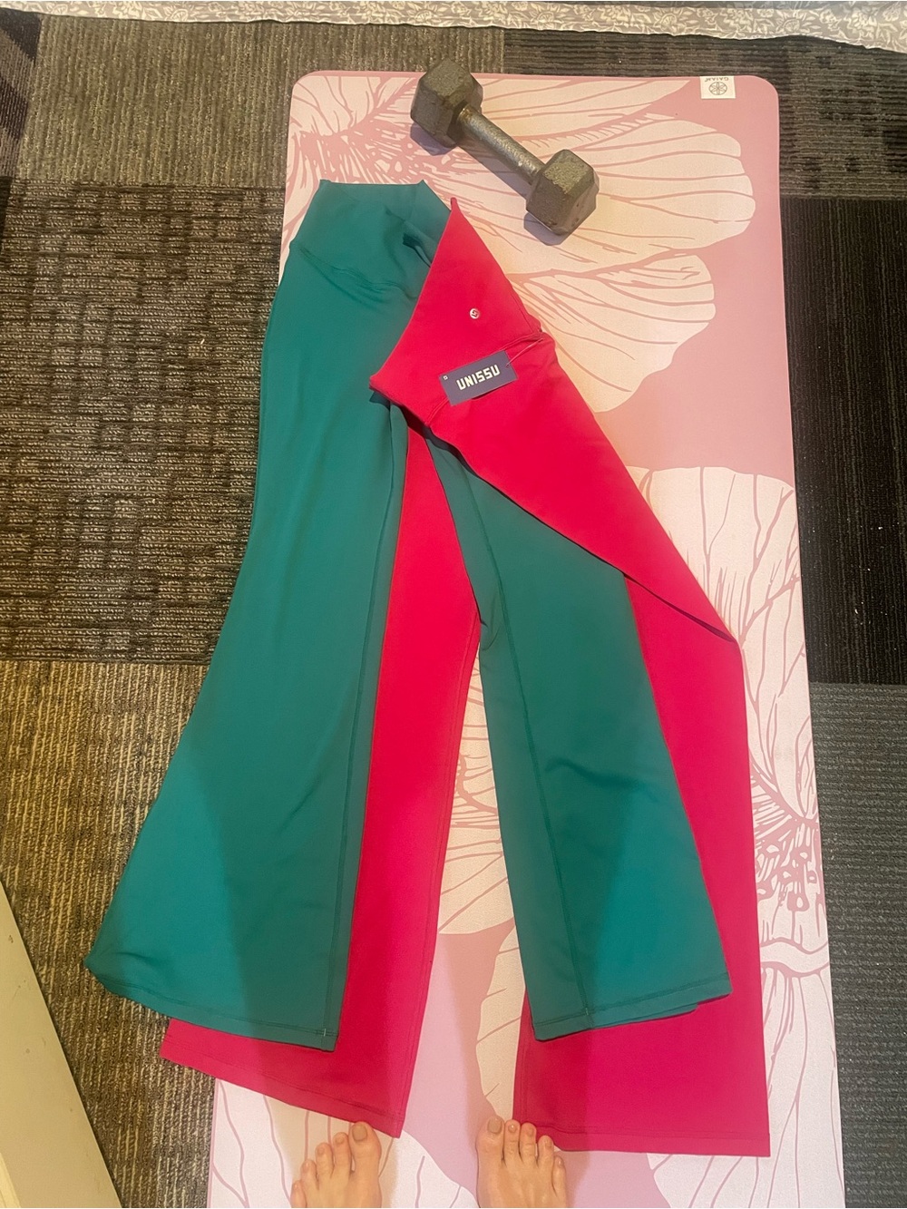 UNISU Two-Tone High-Waist Flare Leggings — Teal & Pink